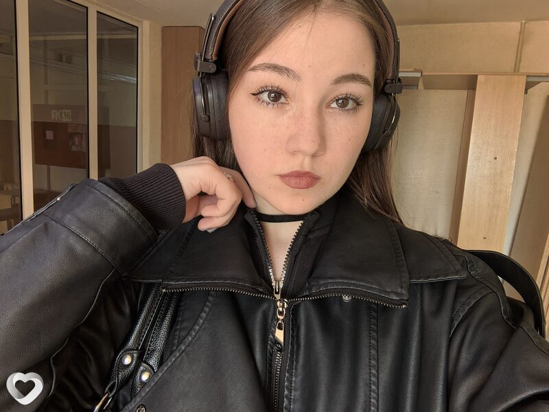 Настя, 19, Минске — анкета №3981699