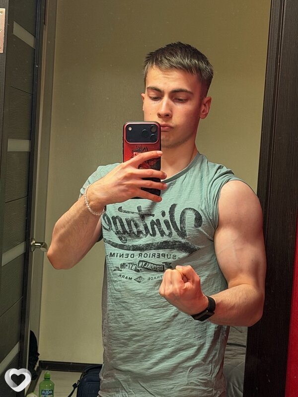 Misha, 20, Минске — анкета №3981561