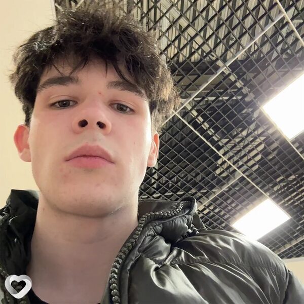 Георгий, 20, Томске — анкета №3981872
