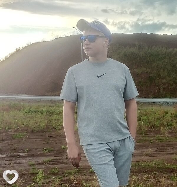 Вадим, 23, Новороссийске — анкета №3982107