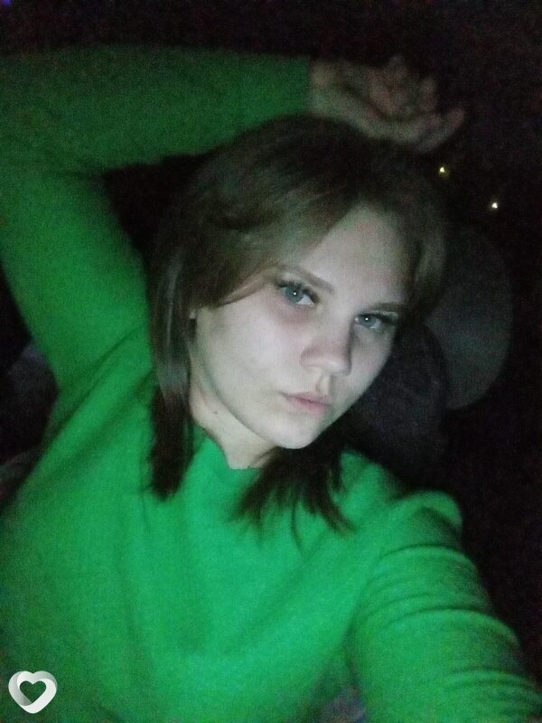 Вика, 22, Ростове-на-Дону — анкета №3982507