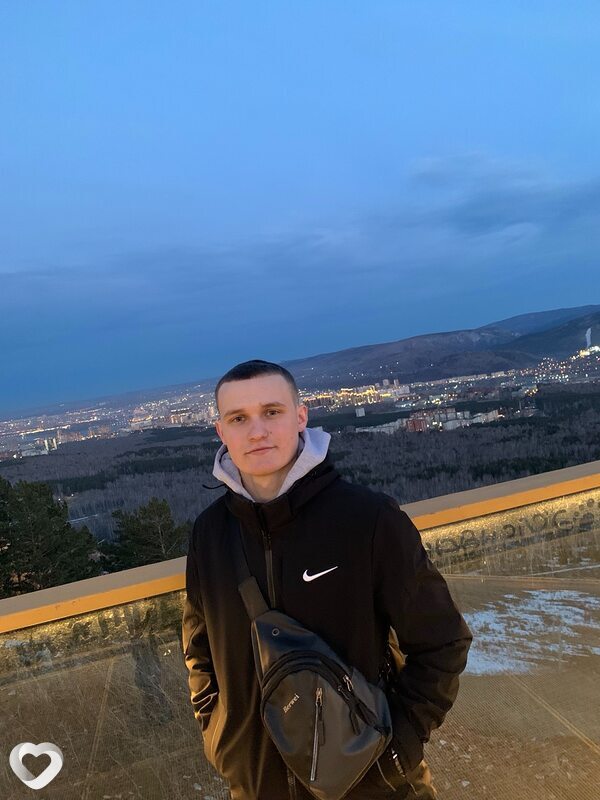 Aleksandr, 21, Красноярске — анкета №3982673