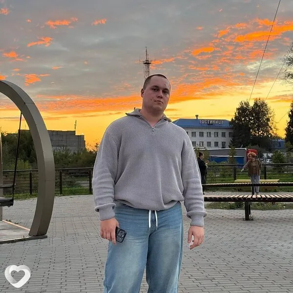 Дмитрий, 22, Бийске — анкета №3984084