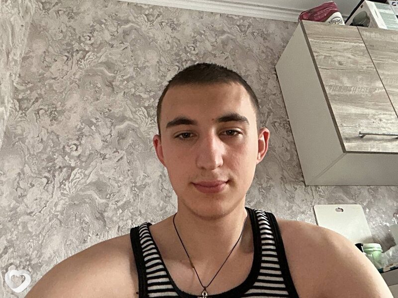 Илья, 21, Могилев — анкета №3983757
