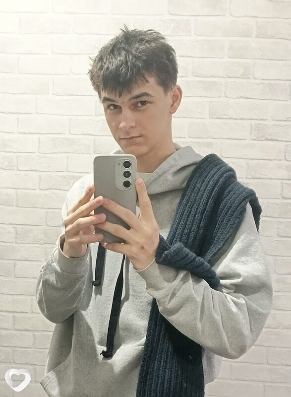 Антон, 19, Рязани — анкета №3984446