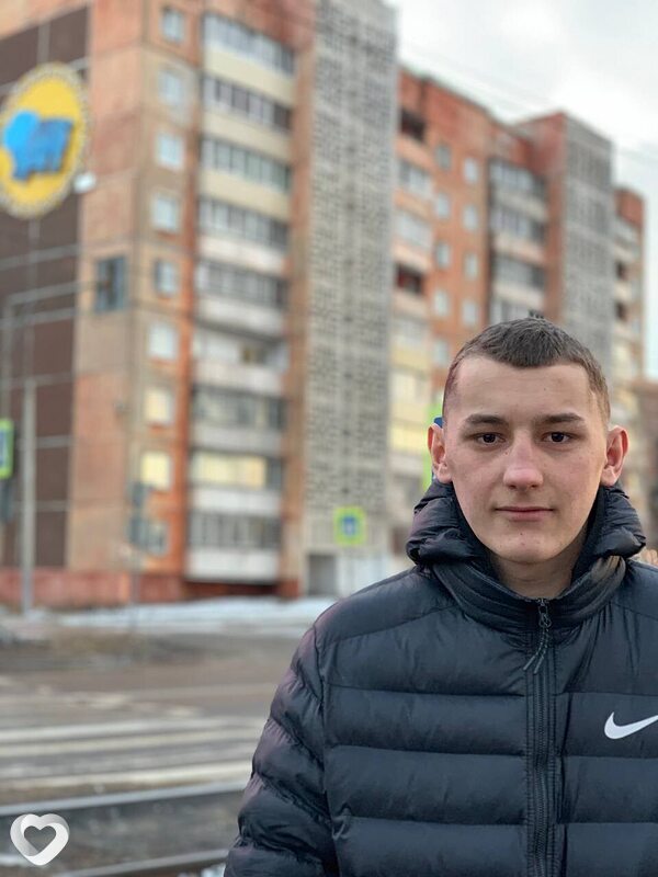 Денис, 18, Улан-Удэ — анкета №3984834