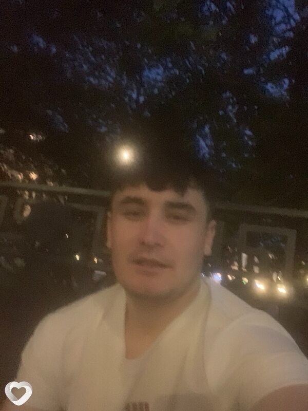 Рузик, 25, Санкт-Петербурге — анкета №3986127