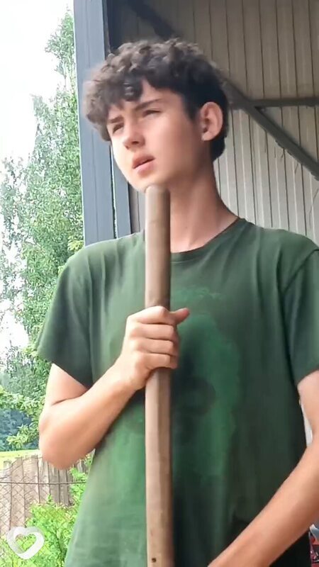 Илья, 18, Витебске — анкета №3986338