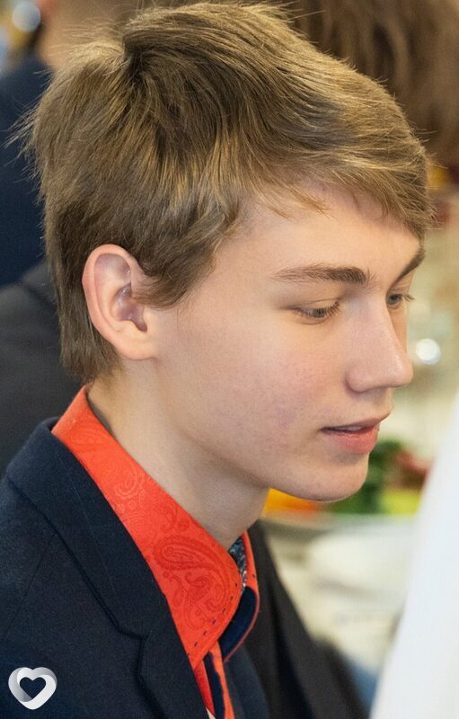 Александр, 19, Обнинске — анкета №3987092
