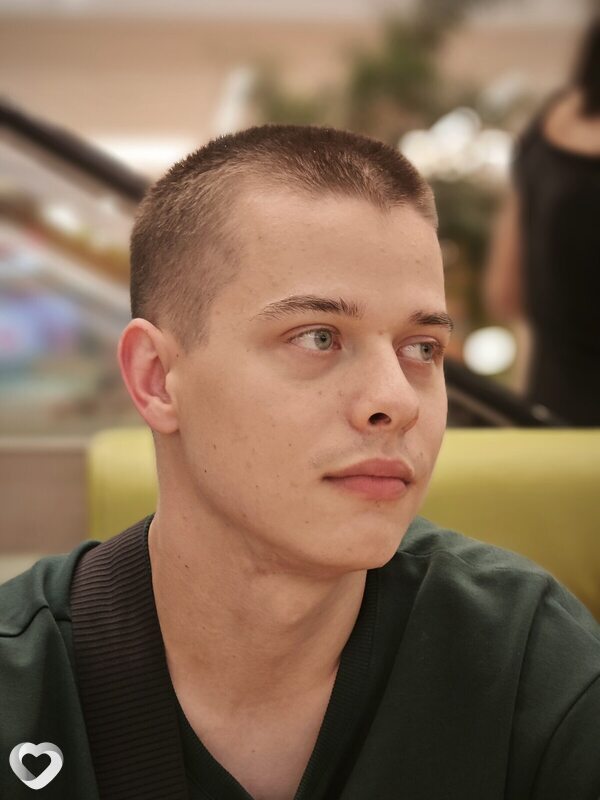 Артур, 27, Казани — анкета №3987237