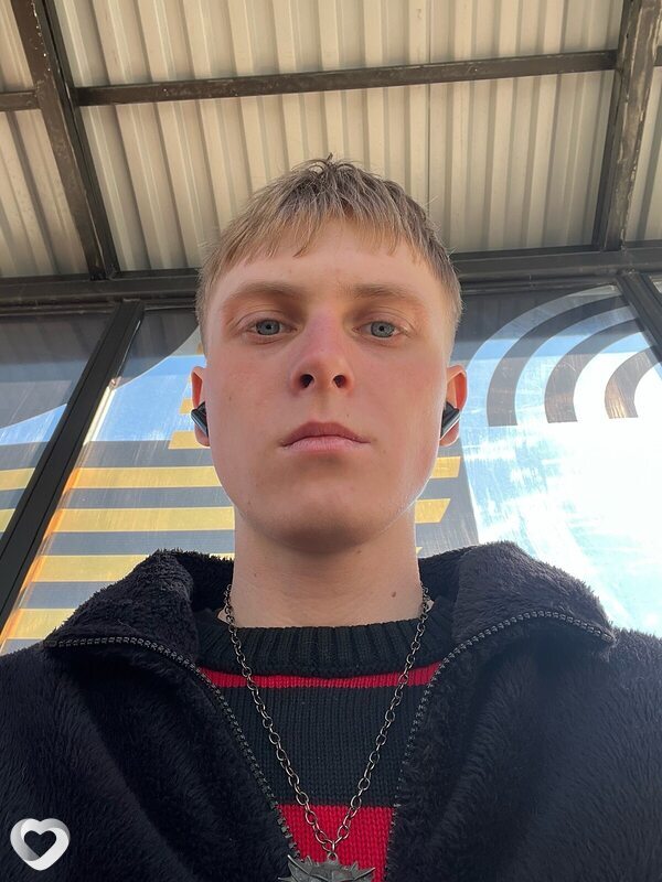 Никита, 21, Корсакове — анкета №3987481