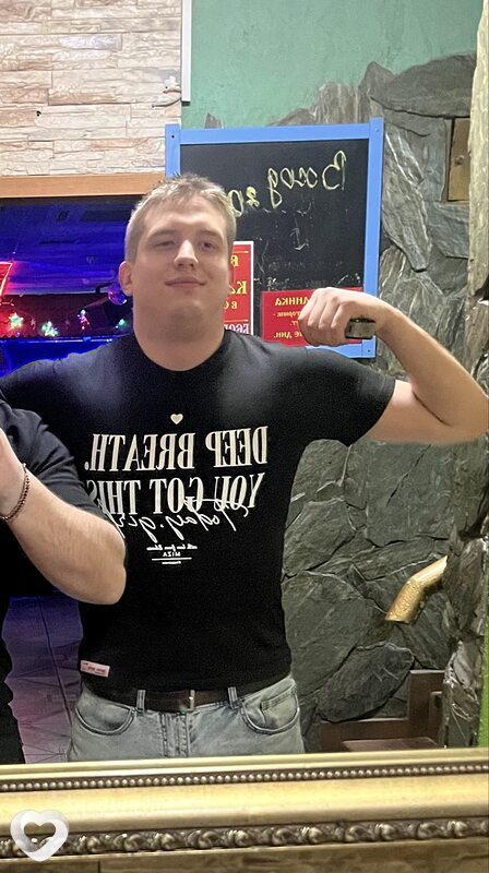Игорь, 21, Омске — анкета №3988645