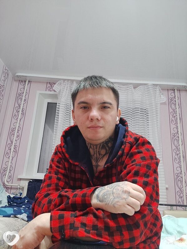 Максим, 29, Бердянске — анкета №3988123