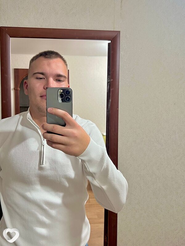 Александр, 21, Санкт-Петербурге — анкета №3988636