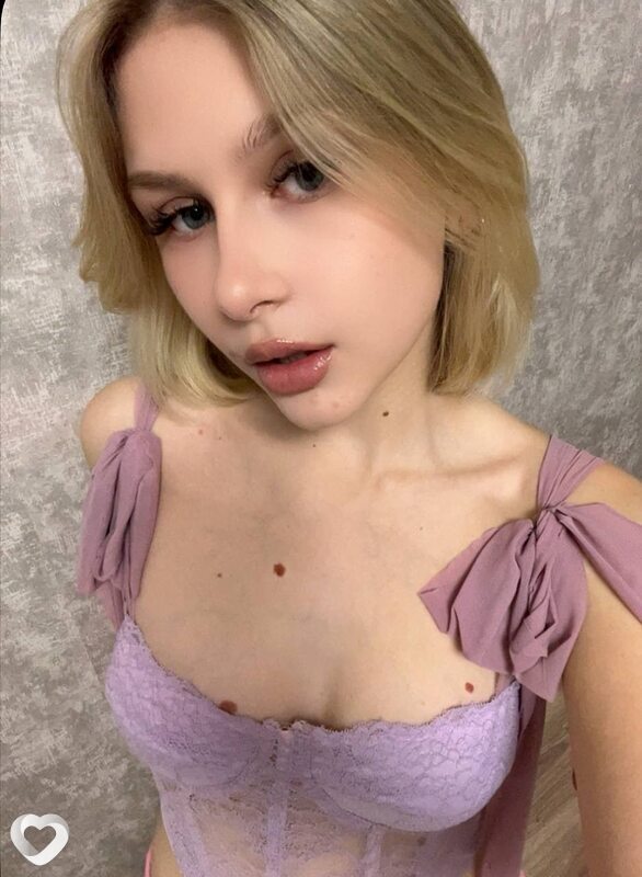 Кира, 21, Гомеле — анкета №3989361