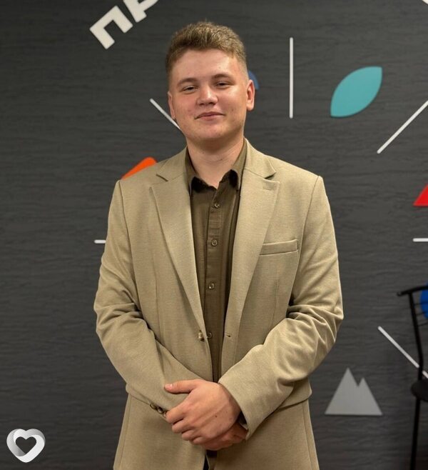 Данил, 21, Барнауле — анкета №3989644