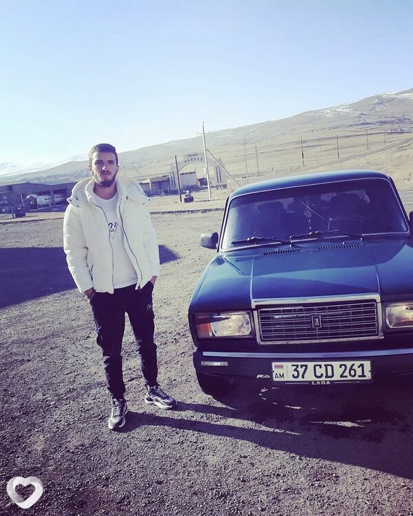 Артур, 25, Саратове — анкета №3989652