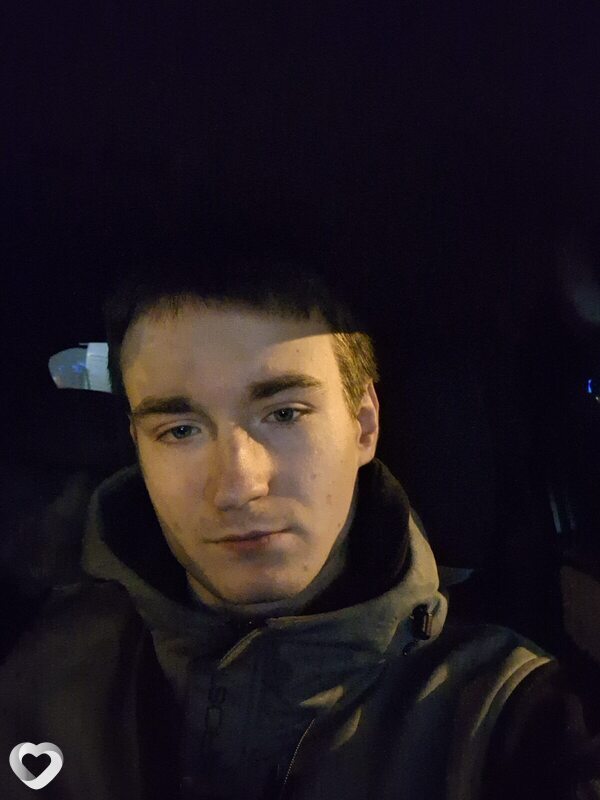 Антон, 24, Москве — анкета №3989447