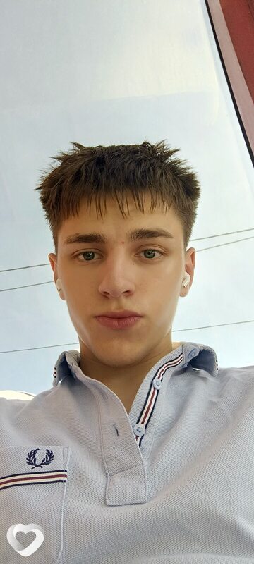 Евгений, 18, Минске — анкета №3989575
