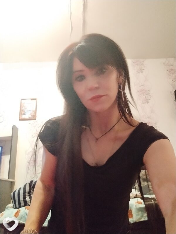 Анна, Столбцы