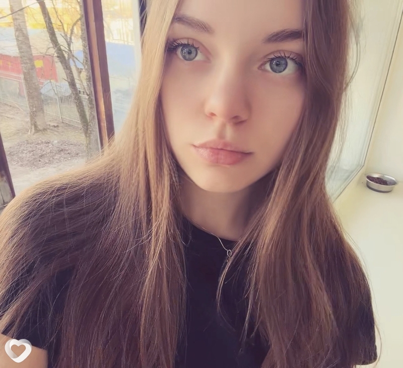 𝑣𝑖𝑘𝑢𝑙𝑦𝑎, 19, Москве — анкета №3990302