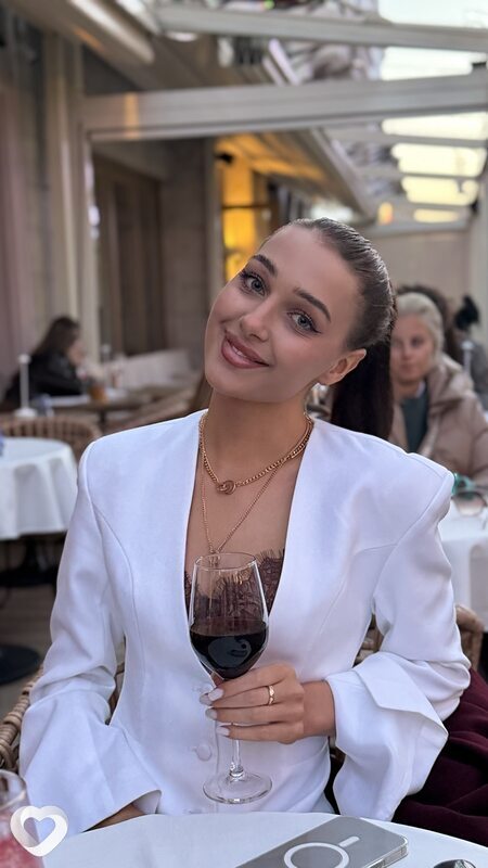 Эля, 22, Москве — анкета №3990370