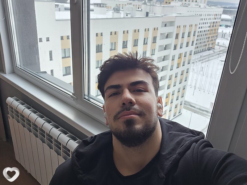 Йигит Джан, 20, Екатеринбурге — анкета №3991452