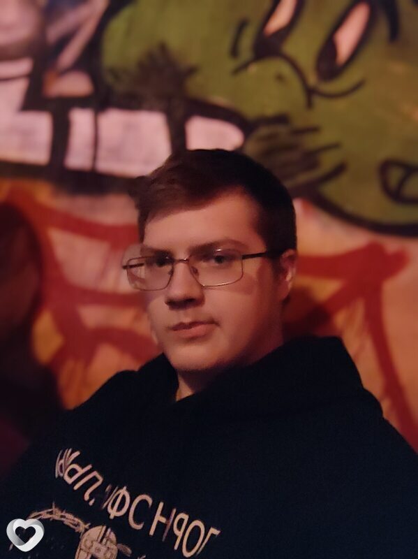 Артём, 20, Уфе — анкета №3992773