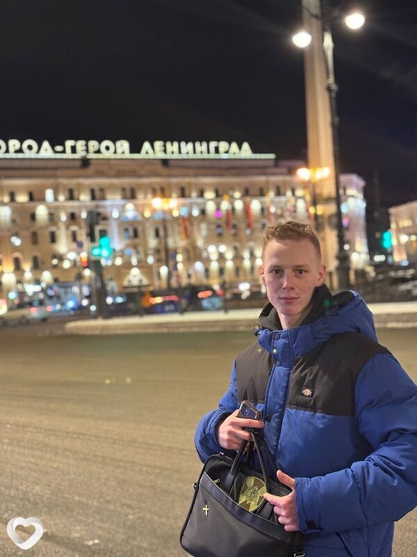 Андрей, 20, Санкт-Петербурге — анкета №3992920