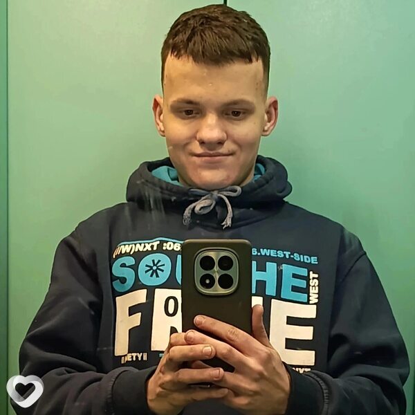 Денис, 23, Минске — анкета №3993227