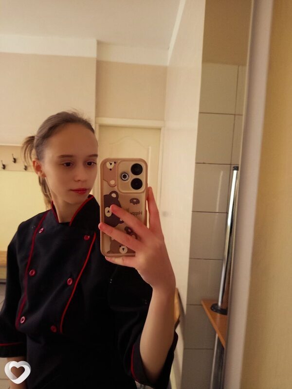 Алёна, 18, Днепр — анкета №3993200