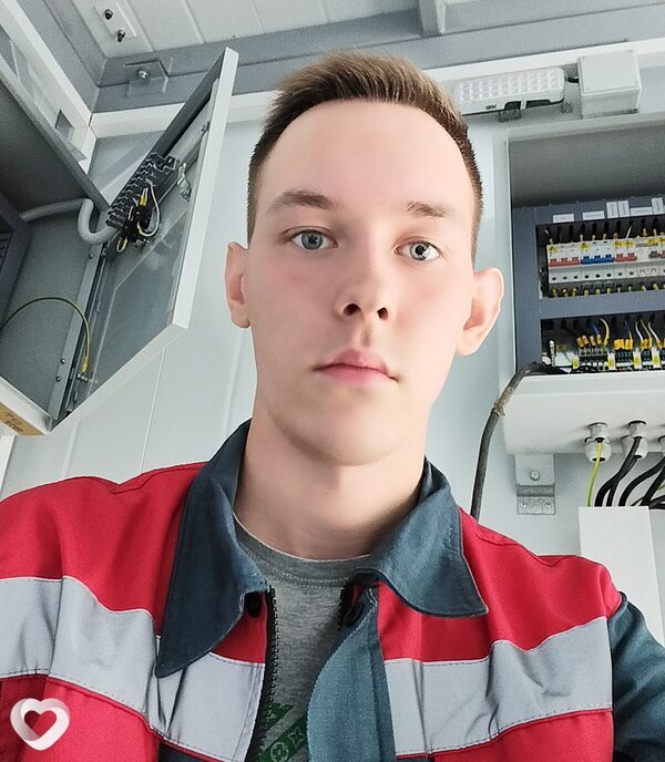 Михаил, 23, Брянске — анкета №3993249