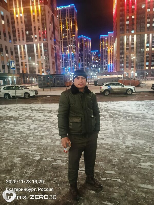 Алик, 29, Екатеринбурге — анкета №3993576