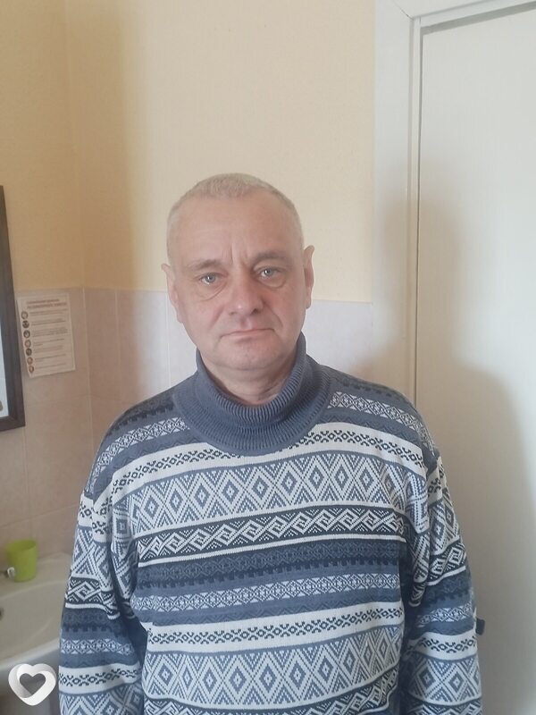 Антон, Столбцы