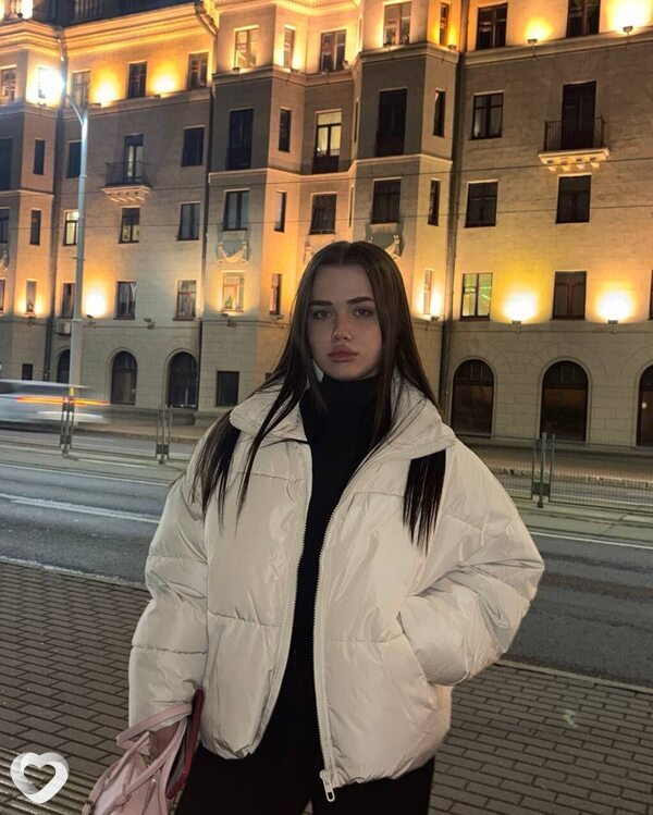 Анастасия, 19, Минске — анкета №3996674