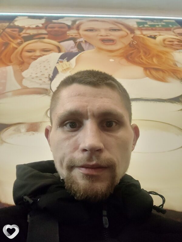 Valentyn, 29, Днепр — анкета №3995079
