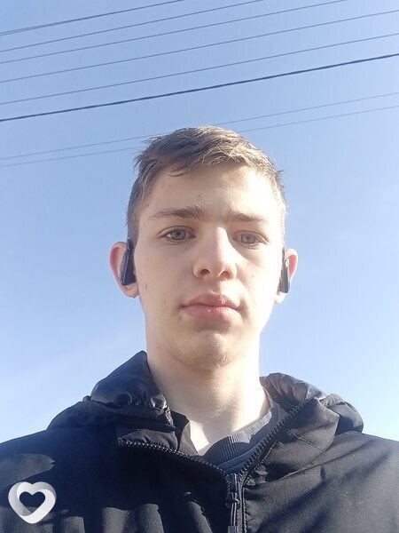 Даня, 19, Абакане — анкета №3995415