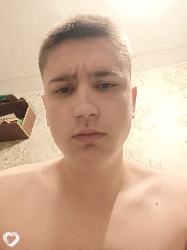 Леонид, 18, Челябинске — анкета №3995535