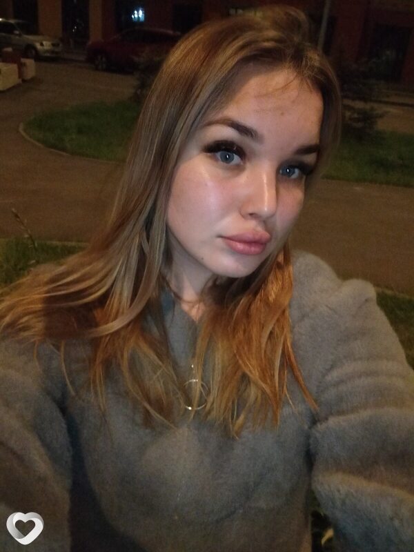 Анна, 26, Канаше — анкета №3996270