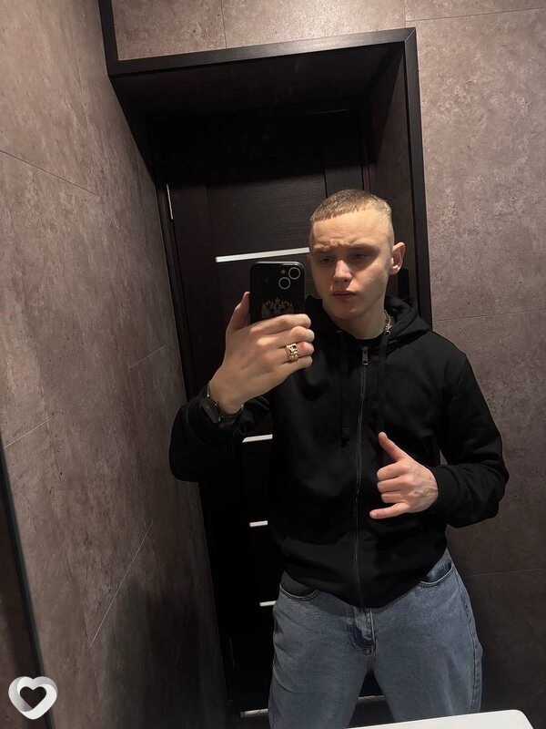 Санек, 20, Санкт-Петербурге — анкета №3996169