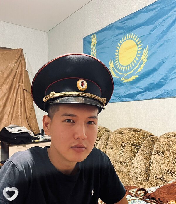 Рома, 22, Астрахани — анкета №3996174