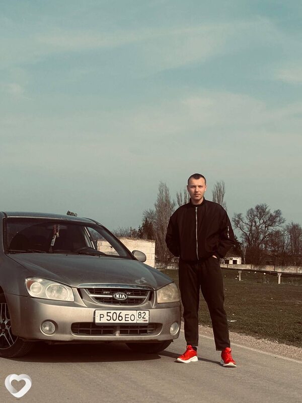 Егор, 18, Феодосии — анкета №3996370