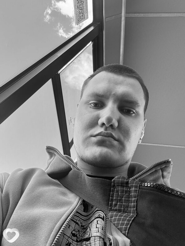 Михаил, 20, Перми — анкета №3997189