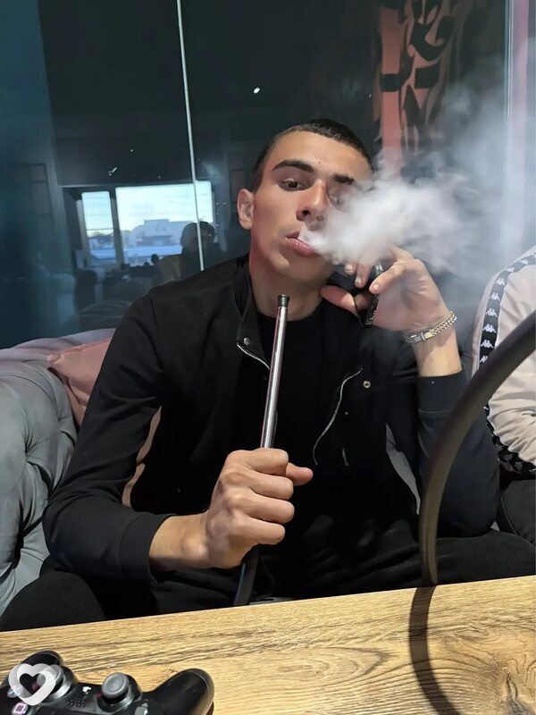 Эдуард, 21, Славянске-на-Кубани — анкета №3997196