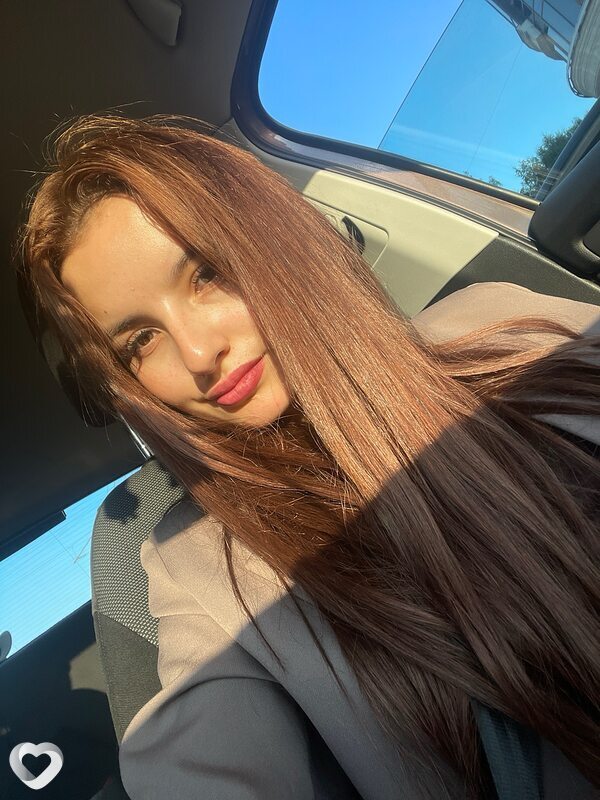 Аделина, 21, Москве — анкета №3998687