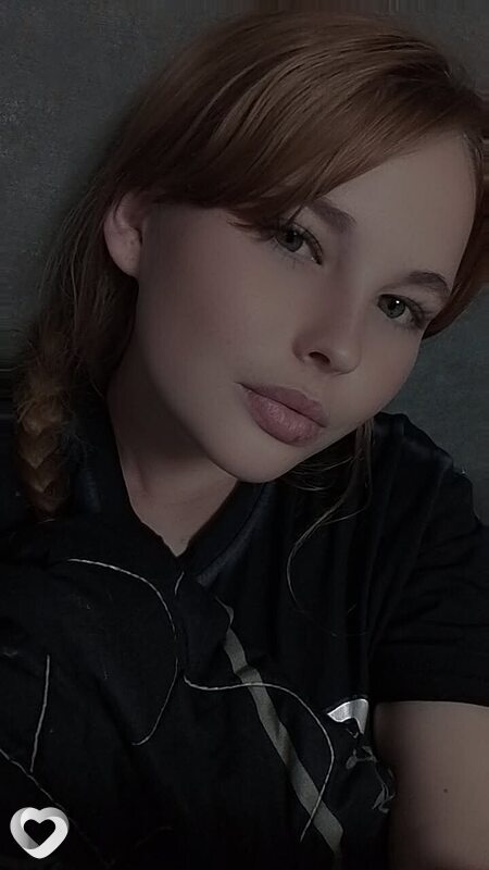 Таня, 22, Снежном — анкета №3998085