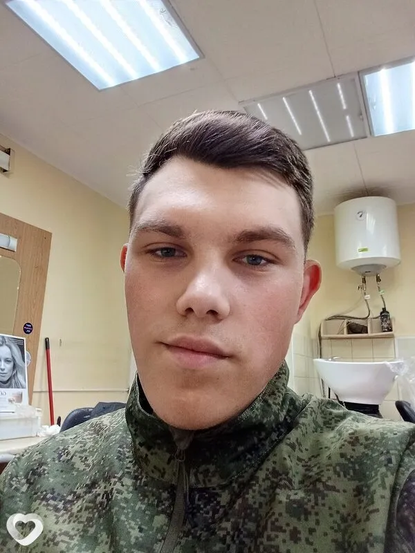 Макс, 23, Москве — анкета №3998718