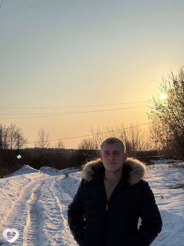 Артем, 23, Костроме — анкета №3999073
