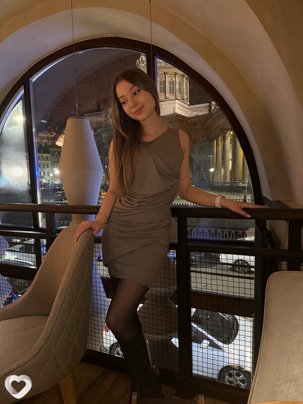 Ариночка, 20, Санкт-Петербурге — анкета №3999811