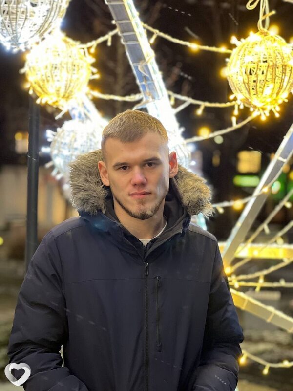 Ян, 24, Симферополе — анкета №3999681